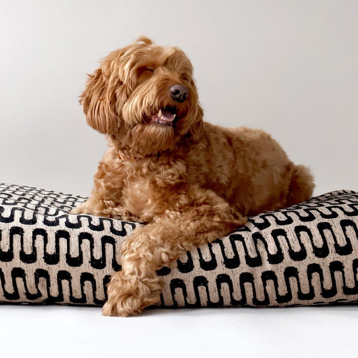 Dogguo Hundekissen Retro-Wellendruck beige/schwarz