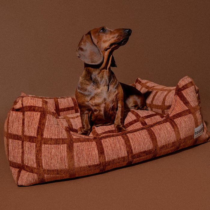 Dogguo hondenmand vierkant print mokka bruin